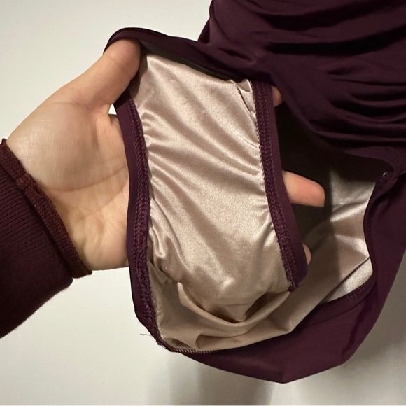 Victoria's Secret Padded Shaping Ruched One Piece Swimsuit Burgundy Size Large - Picture 4 of 7